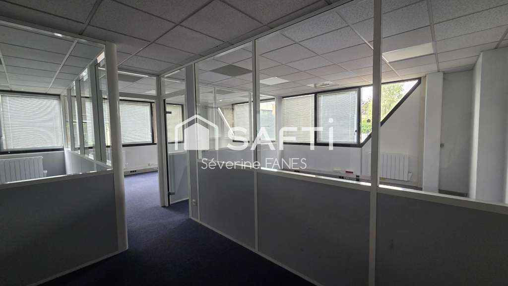 BUREAUX 850 M2 BOIS GUILLAUME