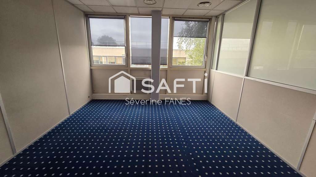 BUREAUX 850 M2 BOIS GUILLAUME
