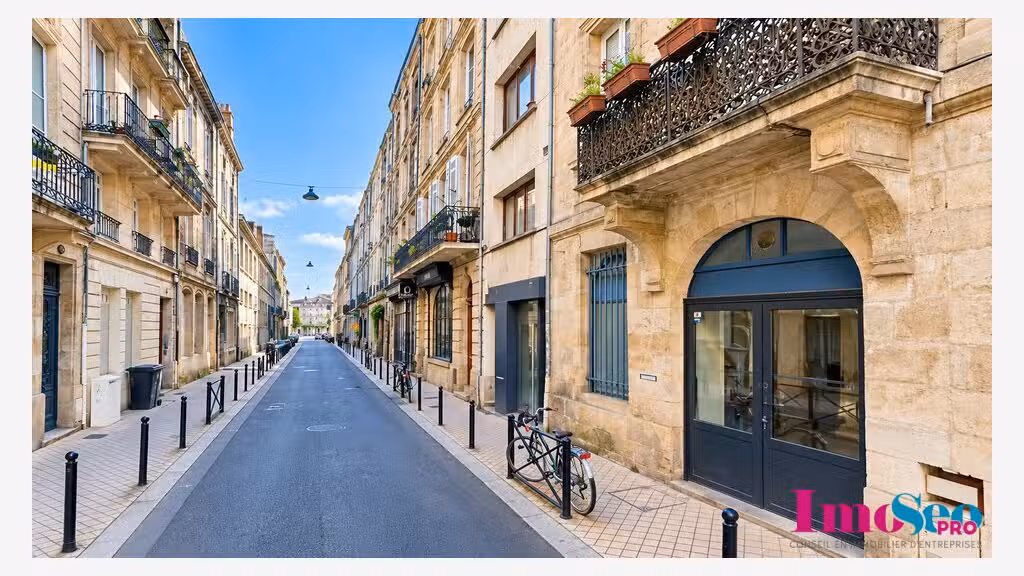 Bureaux 110m² à vendre dans rue calme de Bordeaux