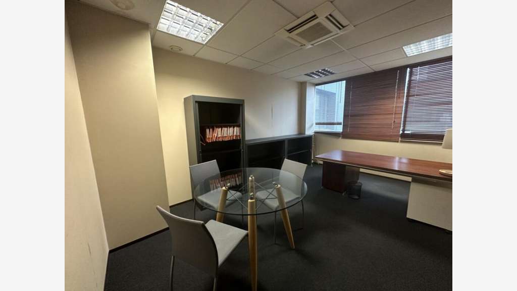 Vente bureaux de 16,62m² et 27,19m² à Bruges