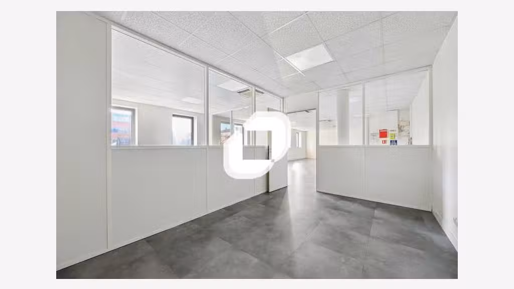 Vente Bureaux 95m² Bussy saint georges