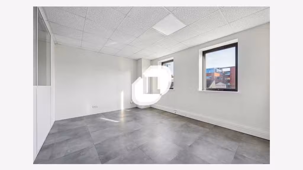 Vente Bureaux 95m² Bussy saint georges
