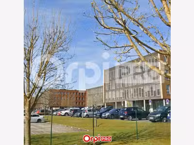 Bureaux 194m² à vendre à Champigny/Thillois 