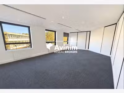 À VENDRE – BUREAUX 34,10 M² – FRANCONVILLE CENTR