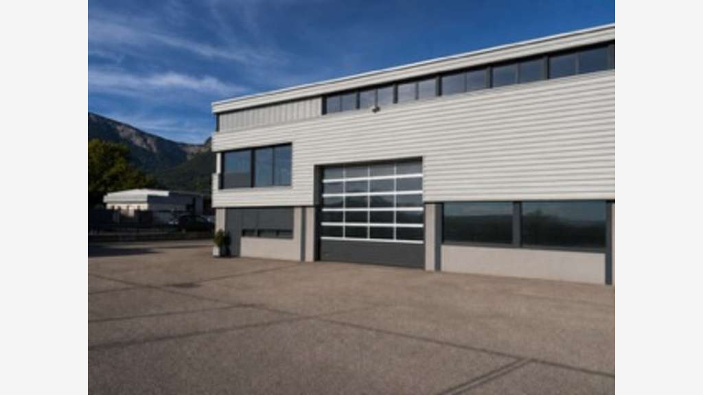 Atelier + bureau 540m² à vendre à La Ravoire