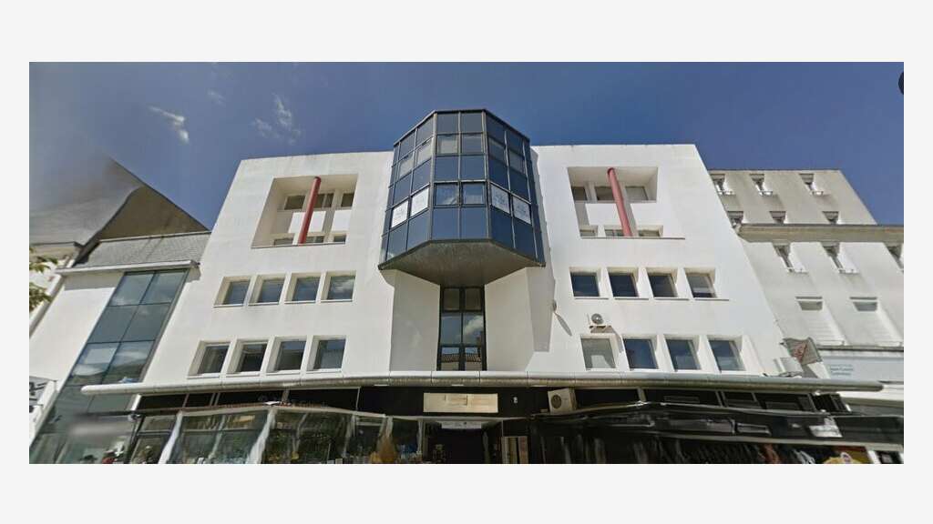 LA ROCHE-SUR-YON | BUREAUX À VENDRE