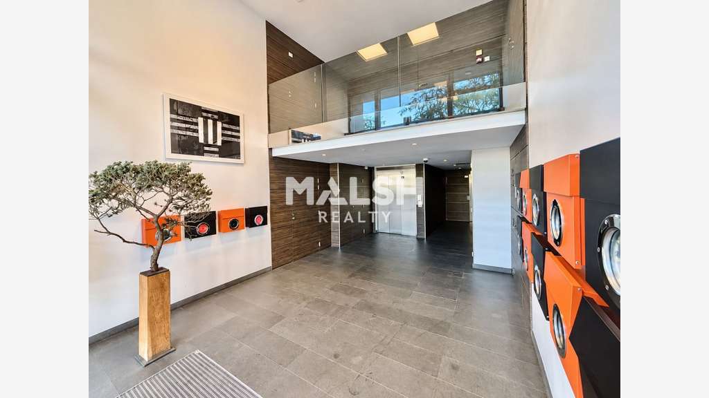 À VENDRE OU À LOUER - Bureaux 430 m² - LYON 2