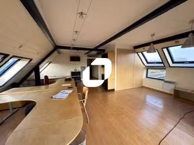 Vente Bureaux 137m² Morainvilliers