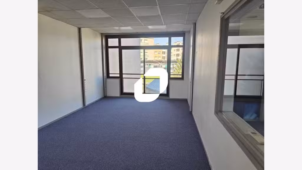 Vente Bureaux 296m² Nanterre