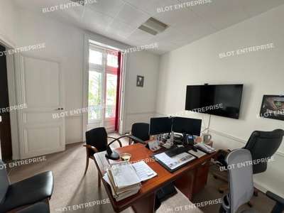 A vendre ou à louer bureaux de 474m² Nantes centre