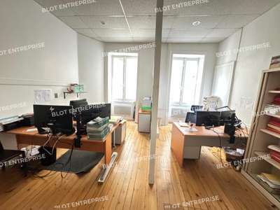 À VENDRE - À LOUER - BUREAUX - 197 M² - NANTES