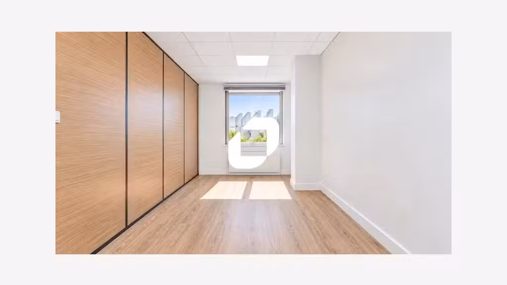 Vente Bureaux 220m² Noisy le grand