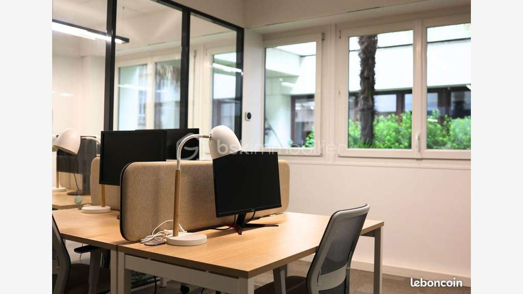 Vente bureaux de 200m² à Paris 17e Rue Poncelet 