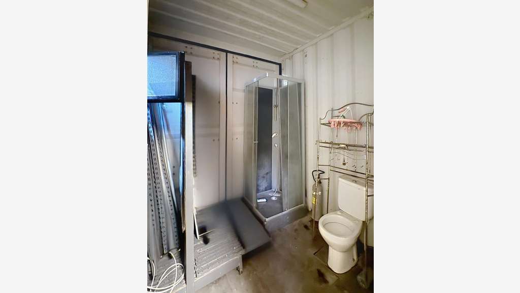 AV dépôt 220m² Remire-Montjoly Dégrad des Cannes
