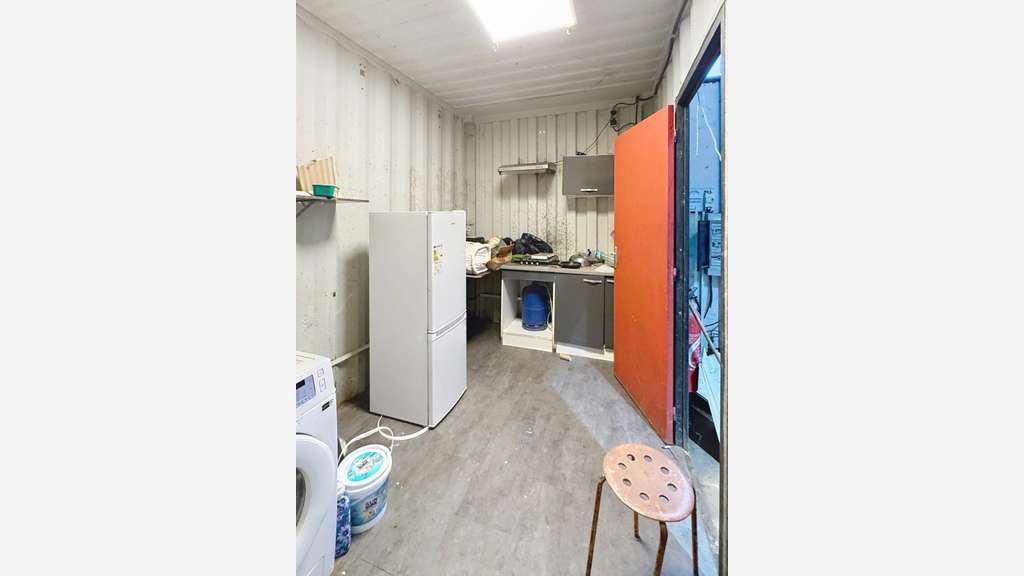 AV dépôt 220m² Remire-Montjoly Dégrad des Cannes