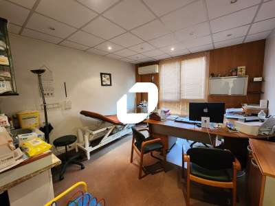 Vente Bureaux 383m² Saint cyr l'ecole