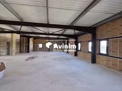 Bureau en VEFA de 243,40 m² - A vendre - Sète