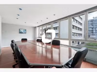 Vente Bureaux 245m² Sevres