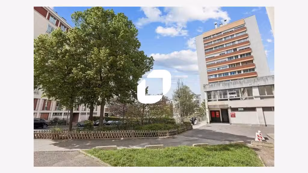 Vente Bureaux 245m² Sevres