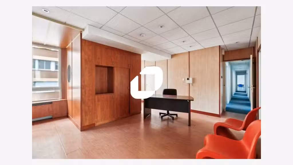 Vente Bureaux 245m² Sevres