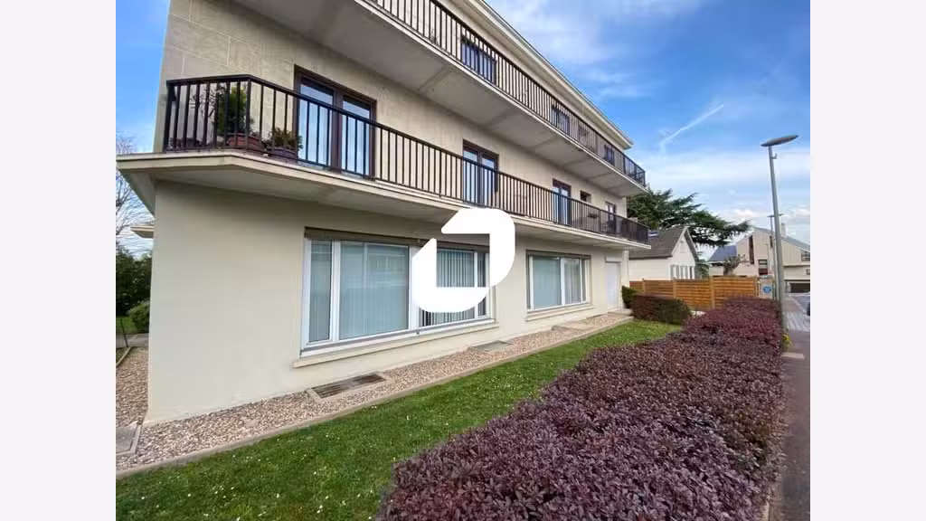 Vente Bureaux 172m² Sevres