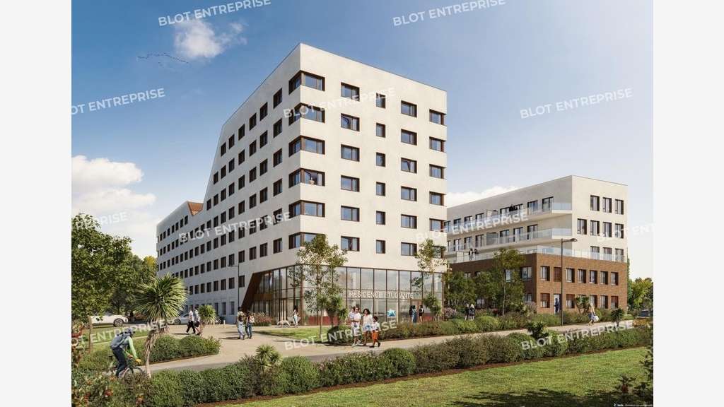 À VENDRE / À LOUER - BUREAUX - VANNES - 211 m²