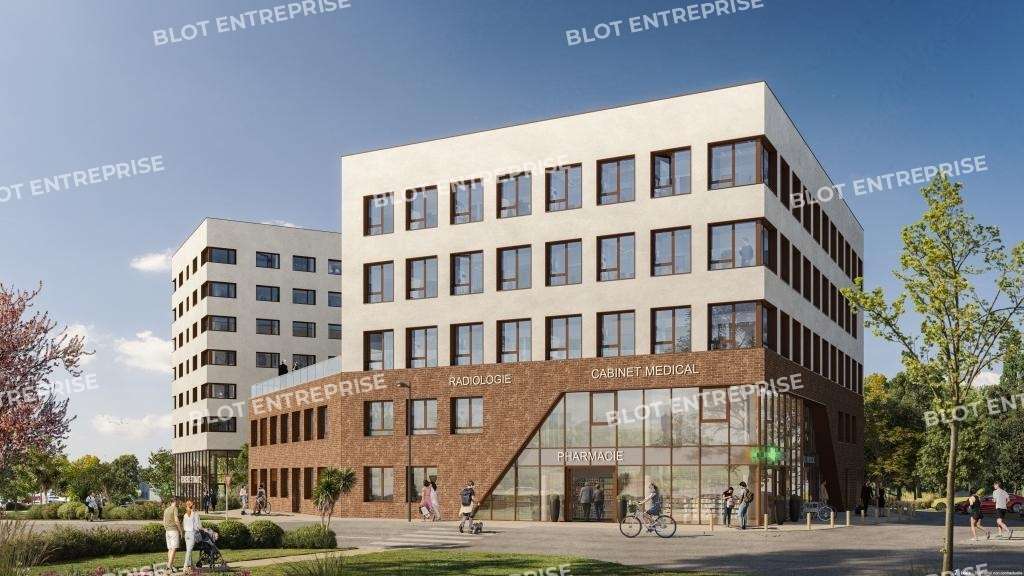 À VENDRE / À LOUER - BUREAUX - VANNES - 211 m²