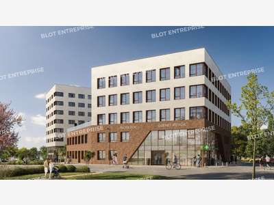 À VENDRE / À LOUER - BUREAUX - VANNES - 211 m²