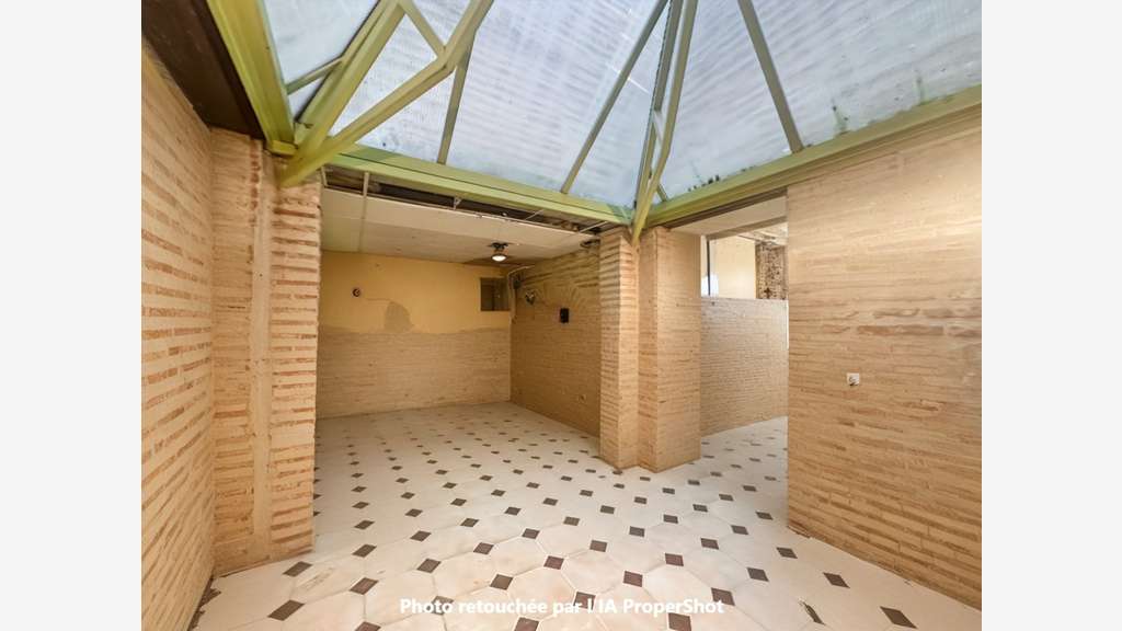 Exclusivité, Villeneuve sur Lot, local à usage de 