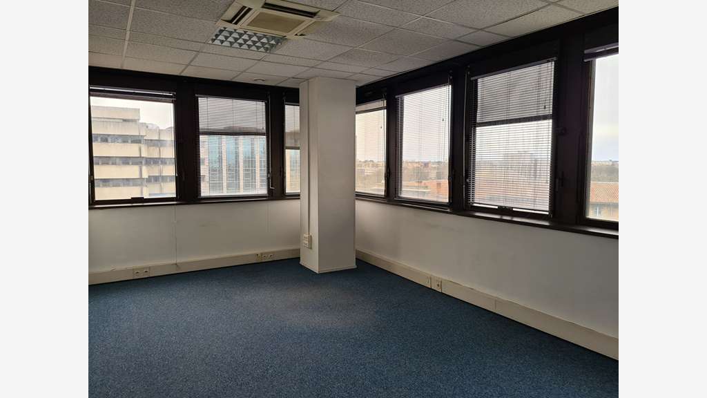 Bureaux de 550m² à vendre à Bordeaux Mériadeck