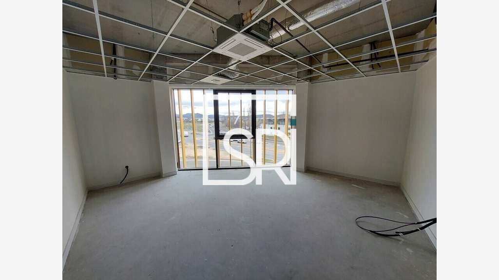 Bureaux R+3 à vendre à Clermont Ferrand La Pardieu