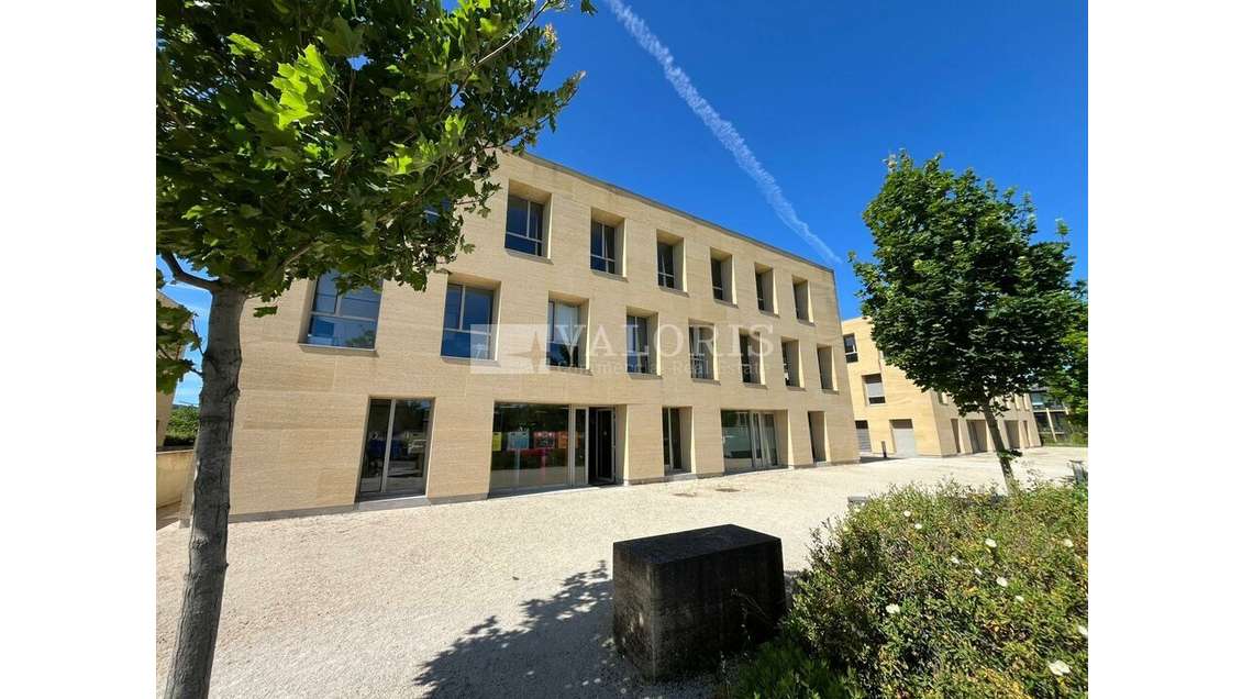 Bureaux 291m² à vendre ZAC de LENFANT à Aix