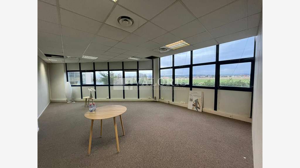 Bureaux 183m² RDC à vendre à Aix-en-Provence