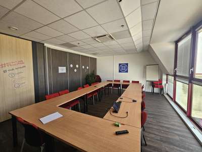 Bureaux 822m² à vendre à Angers Grand Maine