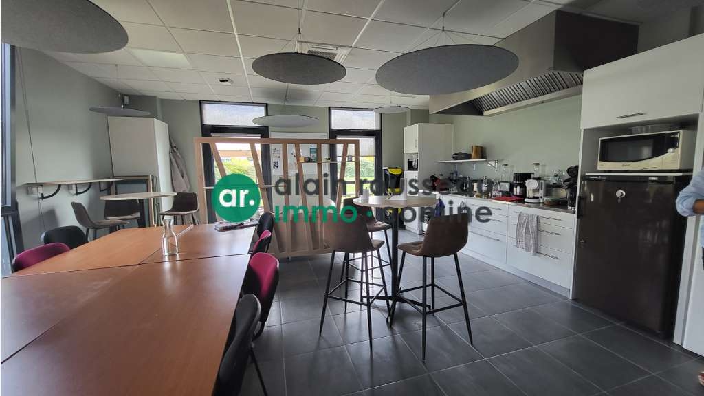 Vente bureaux 540m² en 1ere couronne à Beaucouzé