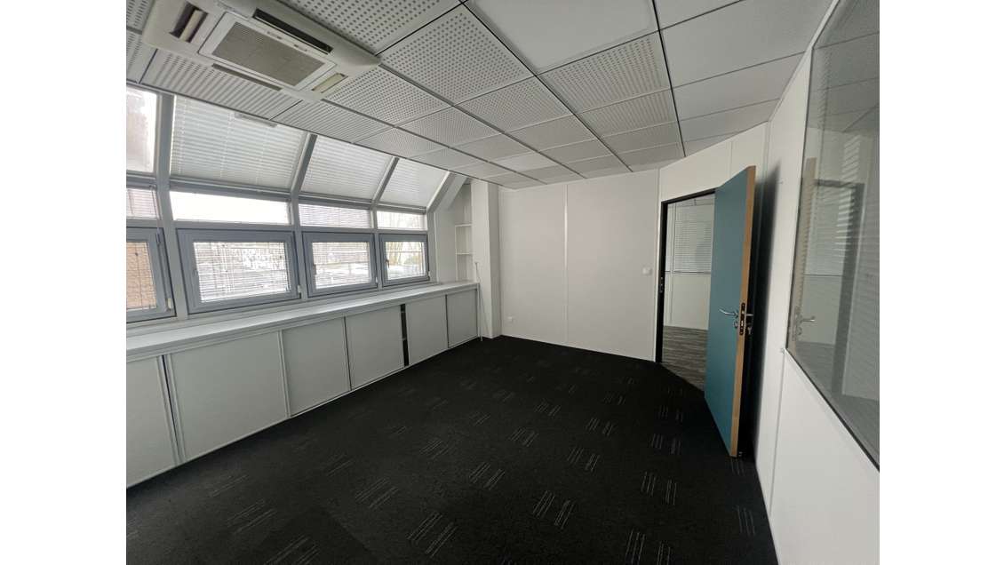 Vente bureaux de 183m² centre Angers proche gare