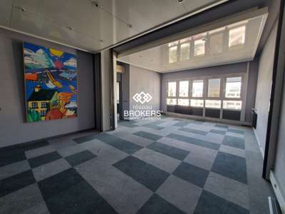 Bureaux 548m² divisibles à Annecy-centre