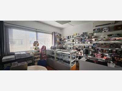 Vente murs pros de 46m² au 2 ème étage à Antibes