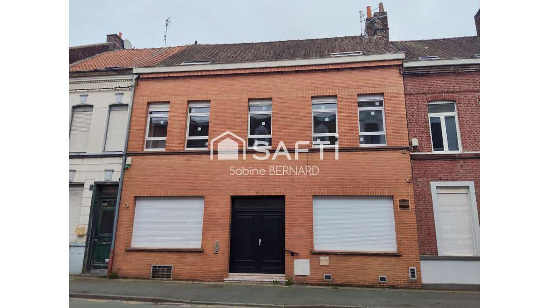 Vente bureaux de 310m² sur 3 niveaux à Armentières