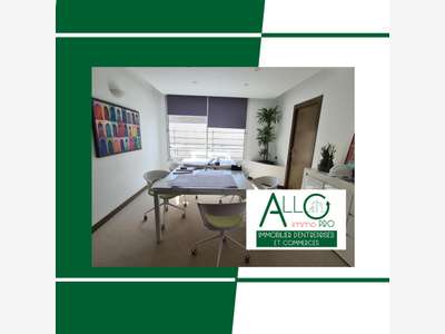Vente bureaux 93m² R+1 à Saint Jean de Luz A63