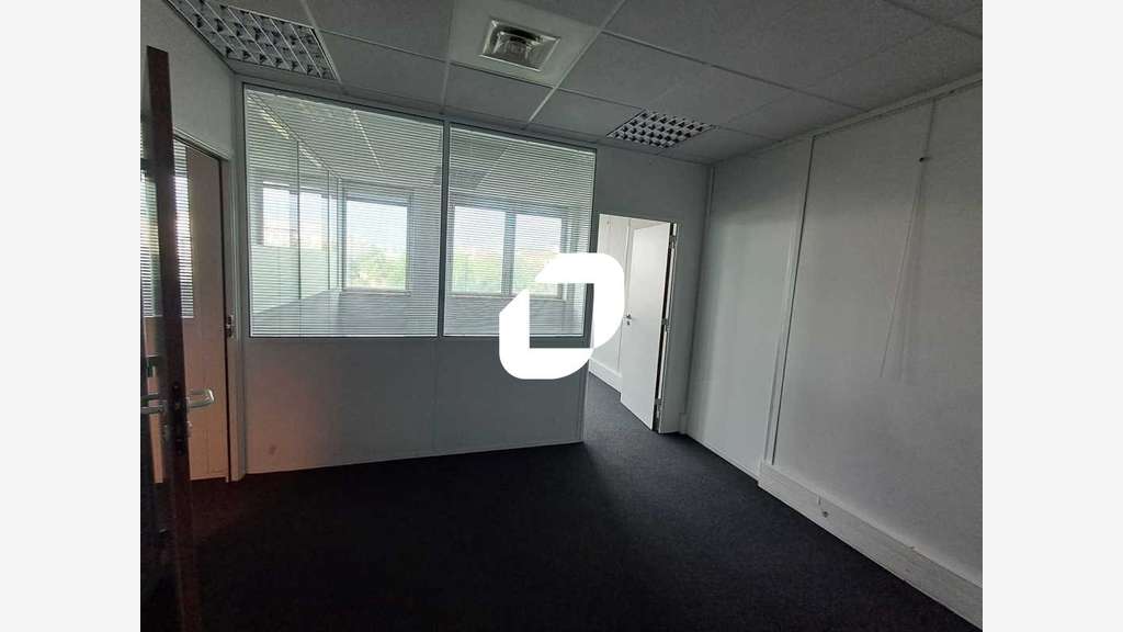 Vente Bureaux 122m² Asnieres sur seine
