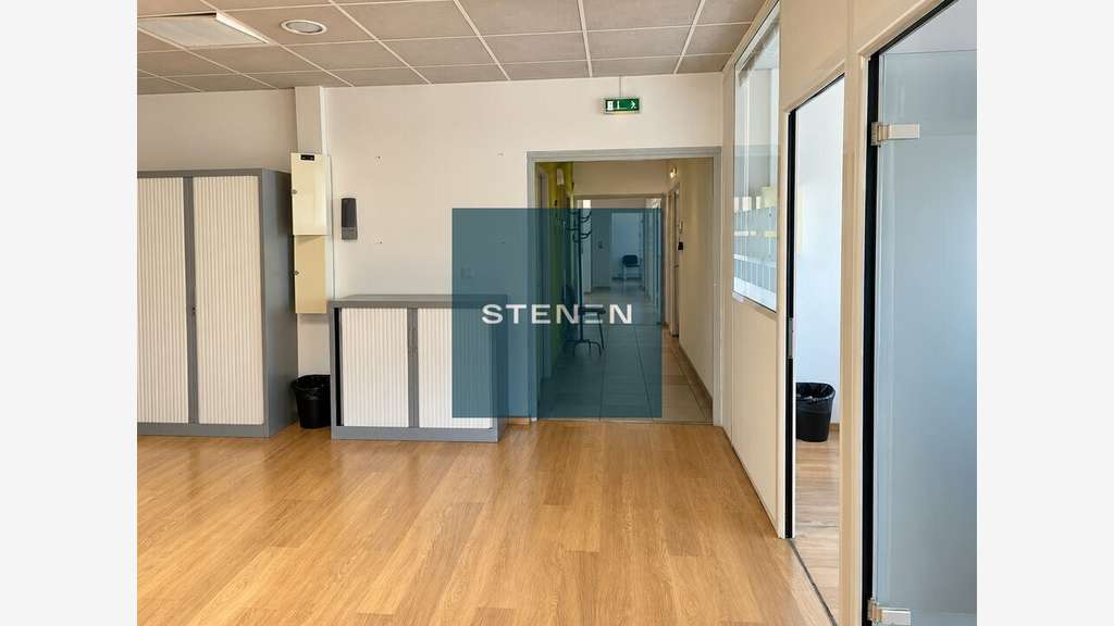 A vendre bureaux 460m² à Aubagne