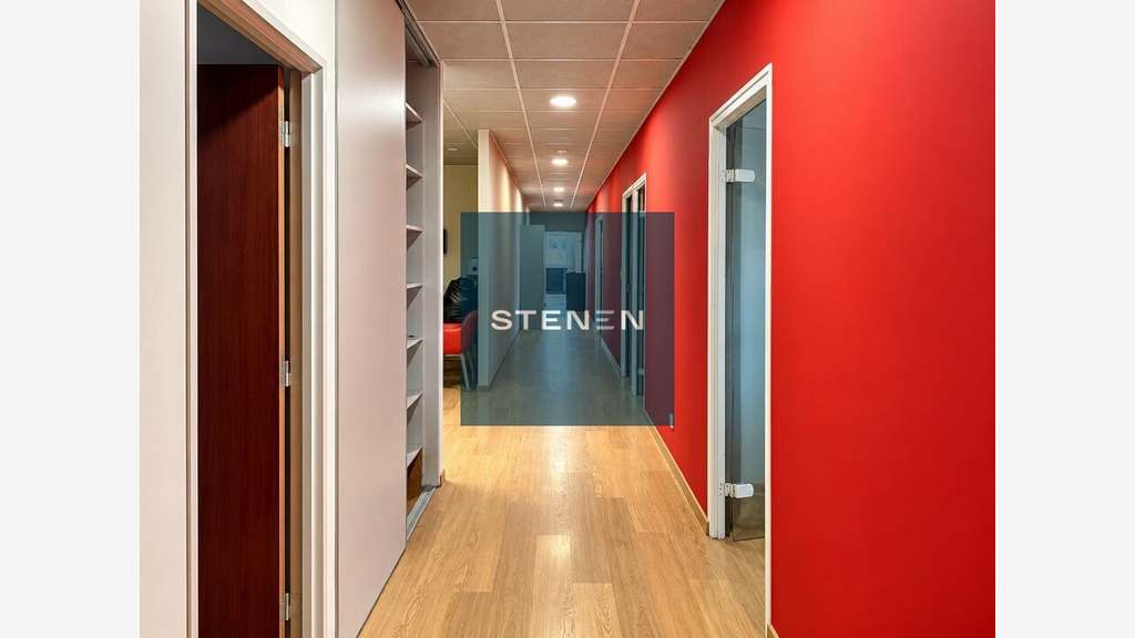A vendre bureaux 460m² à Aubagne