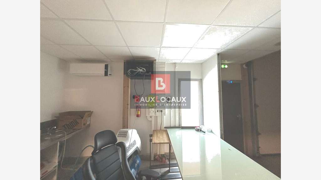 Bureaux 410m² à vendre à Avignon ZFU