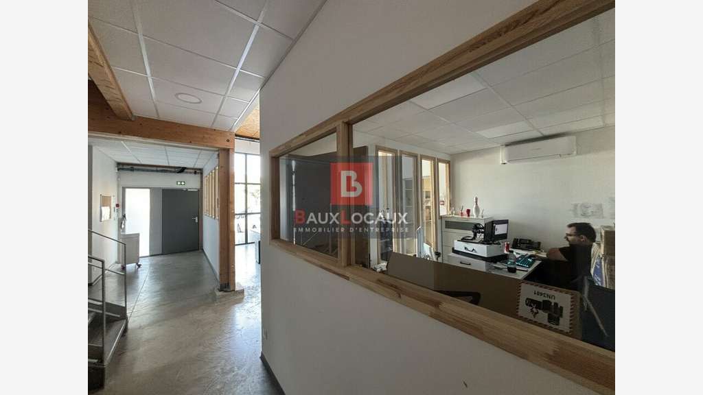 Bureaux 410m² à vendre à Avignon ZFU