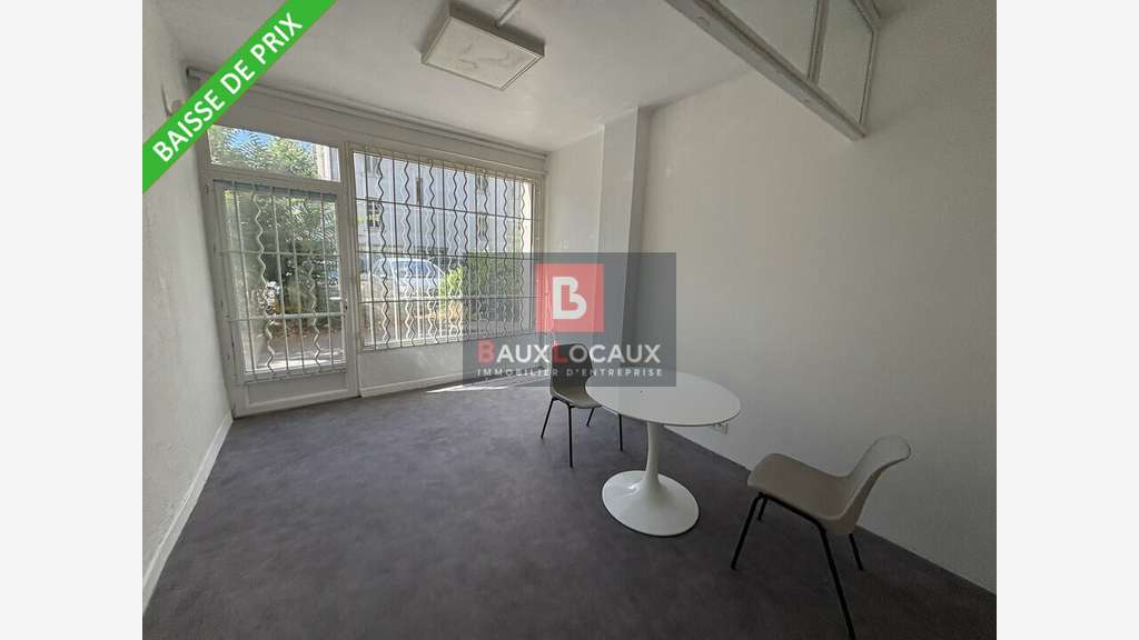 A vendre local commercial 68m² empl N°1 Avignon