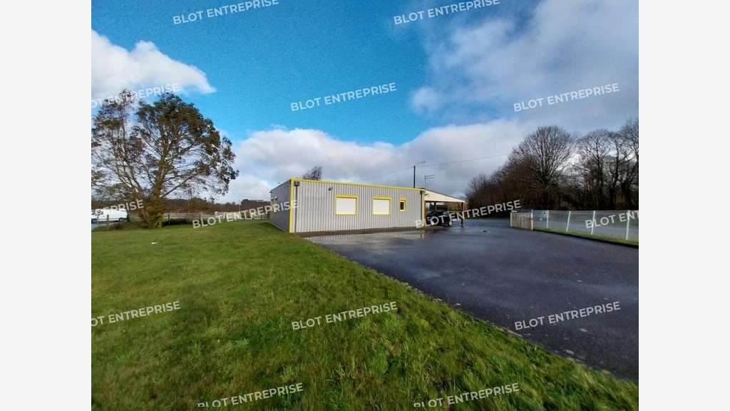A vendre à louer bureaux 216m² à Bannalec
