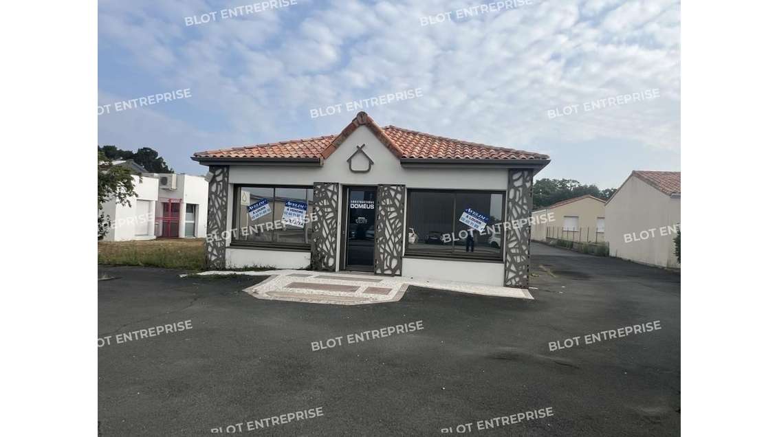 A vendre bureaux de 295m² à Basse Goulaine