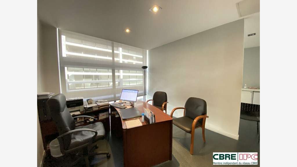Vente bureaux 245m² R+2 à Bayonne