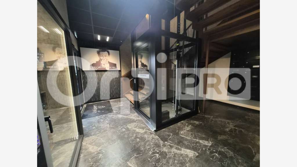 Bureaux à aménager 230m² à vendre à Bétheny